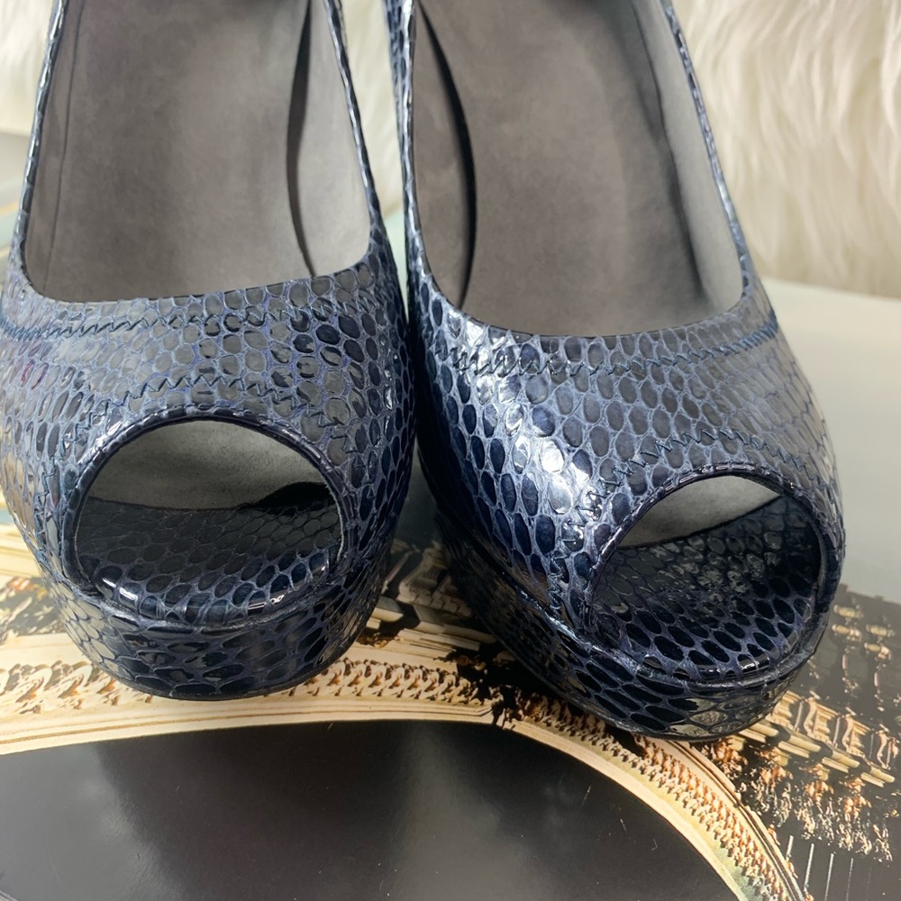 💥💥💥SOLD💥💥💥Stuart Weitzman Pump Women's 6.5M - Picture 8 of 8